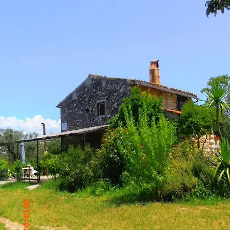 Bed & Breakfast Regillo Village